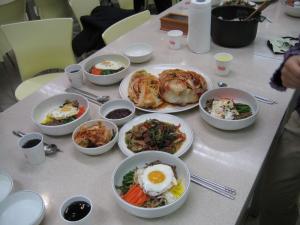 韩国拌饭与麻辣烫