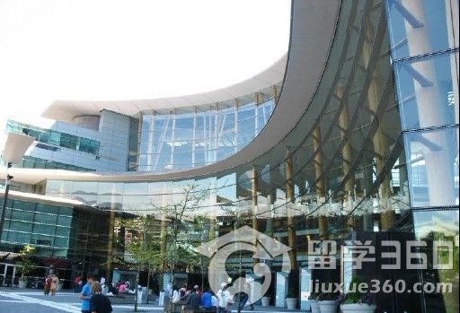 加拿大留学 西蒙弗雷泽大学入学要求介绍