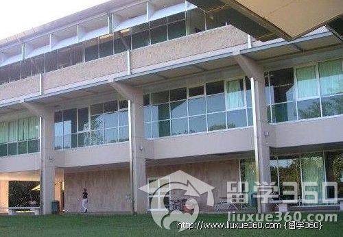 澳大利亚詹姆斯库克大学为国际学生提供奖学金和财政援助
