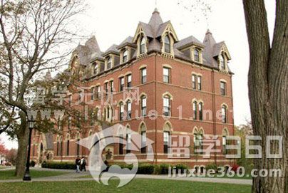 美国留学 走进塔夫斯大学