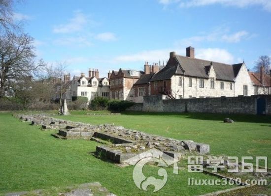 英国留学 约克大学课程设置及入学要求