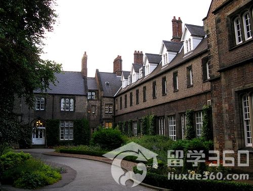 英国留学 约克大学教学和科研水平突出