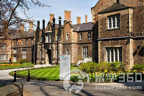 英国留学 约克圣约翰大学教学优势简介