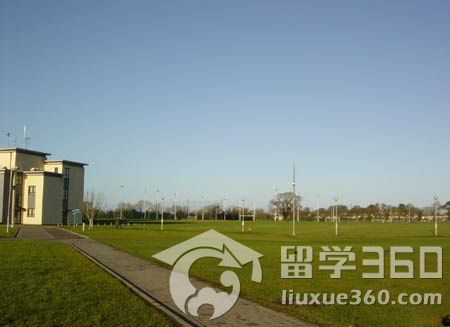 爱尔兰留学 中爱签订协议互认高等教育学历学位证书