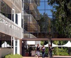 澳大利亚留学 查尔斯达尔文大学曾获得年度“最佳大学”