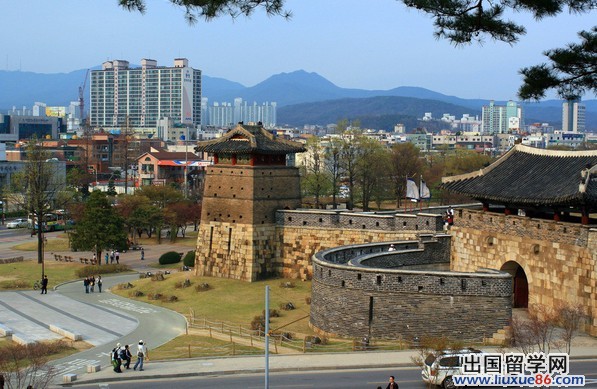 京畿道:地处朝鲜半岛中西部