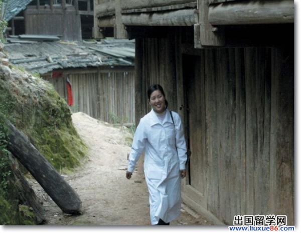 乡村医生上半年工作总结