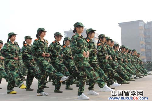 新学期军训口号