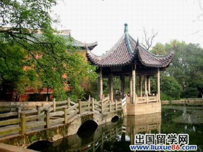 湖南大学校园风景图