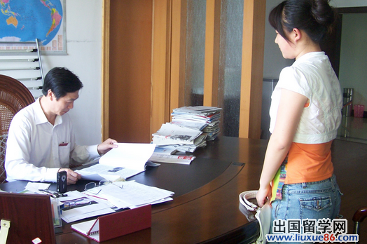 大学学生会辞职报告