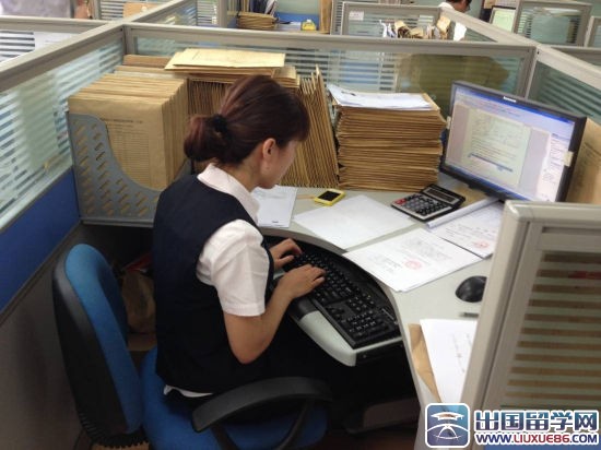 2015银行信贷员述职报告