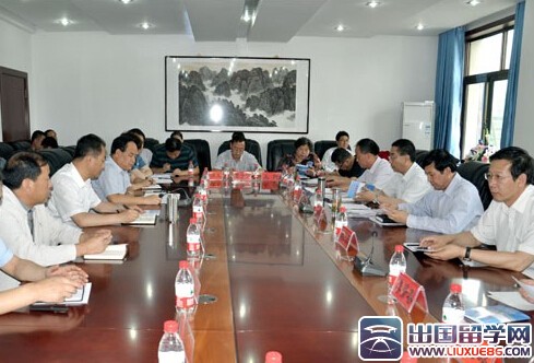 综治工作述职报告100字