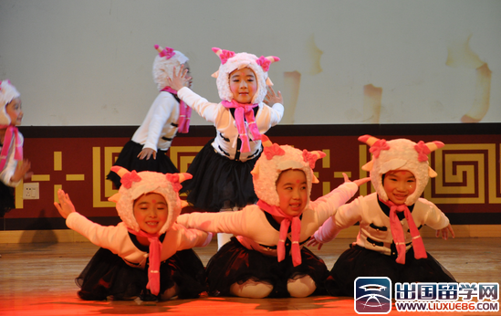 小学元旦晚会策划方案