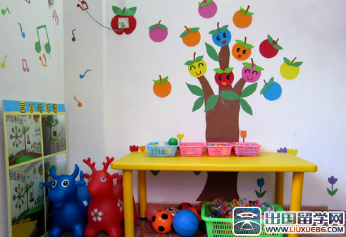 幼儿园小班教室布置