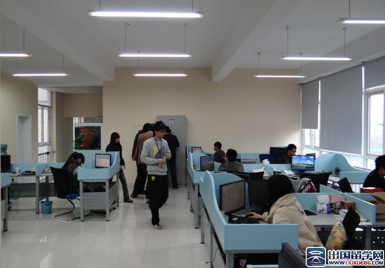 转正定级表自我鉴定模板