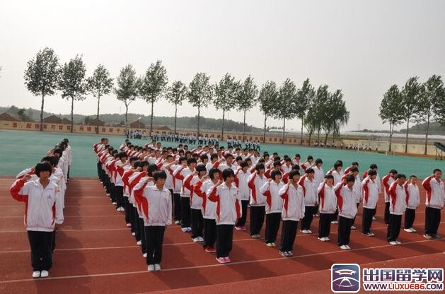 高一学生入团申请书500字