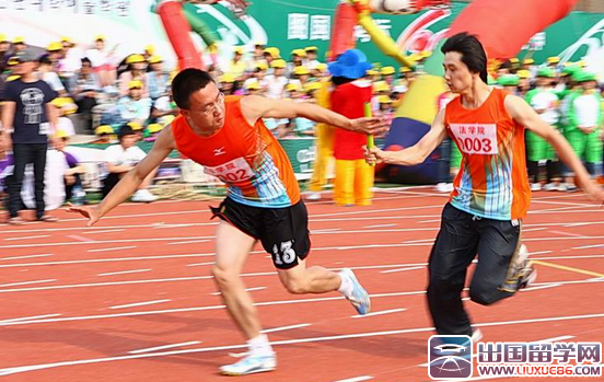 运动会加油稿100字大全