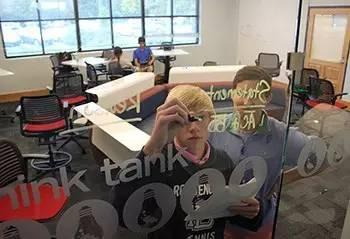 美国走读高中的特点