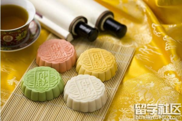 中秋节月饼图片
