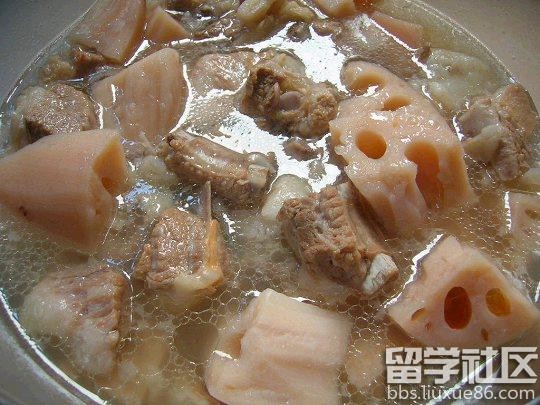 小雪节气:降温防病多喝养生汤