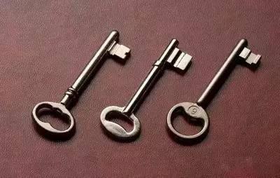 人生有三把钥匙：接受、改变、离开