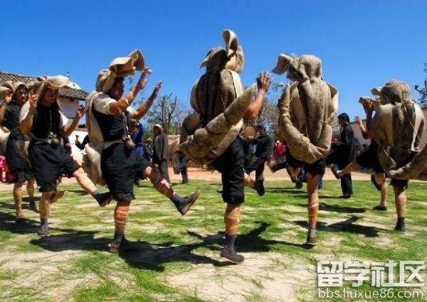 彝族的十月太阳历介绍