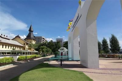 新加坡公立大学申请流程