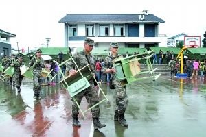 宝兴一中学原地复课 地震导致来校学生减少