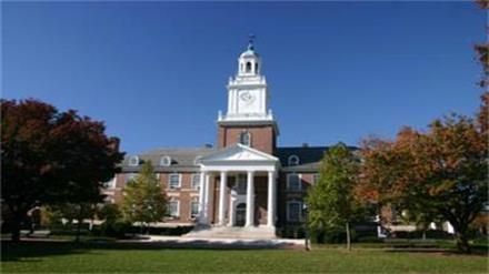 三大美国名校争一名学生 其中还有一所给予45%的学费减免